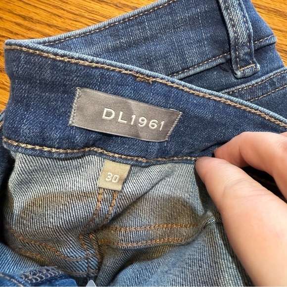 DL1961 Skinny Jeans Size 30 - Picture 2 of 5